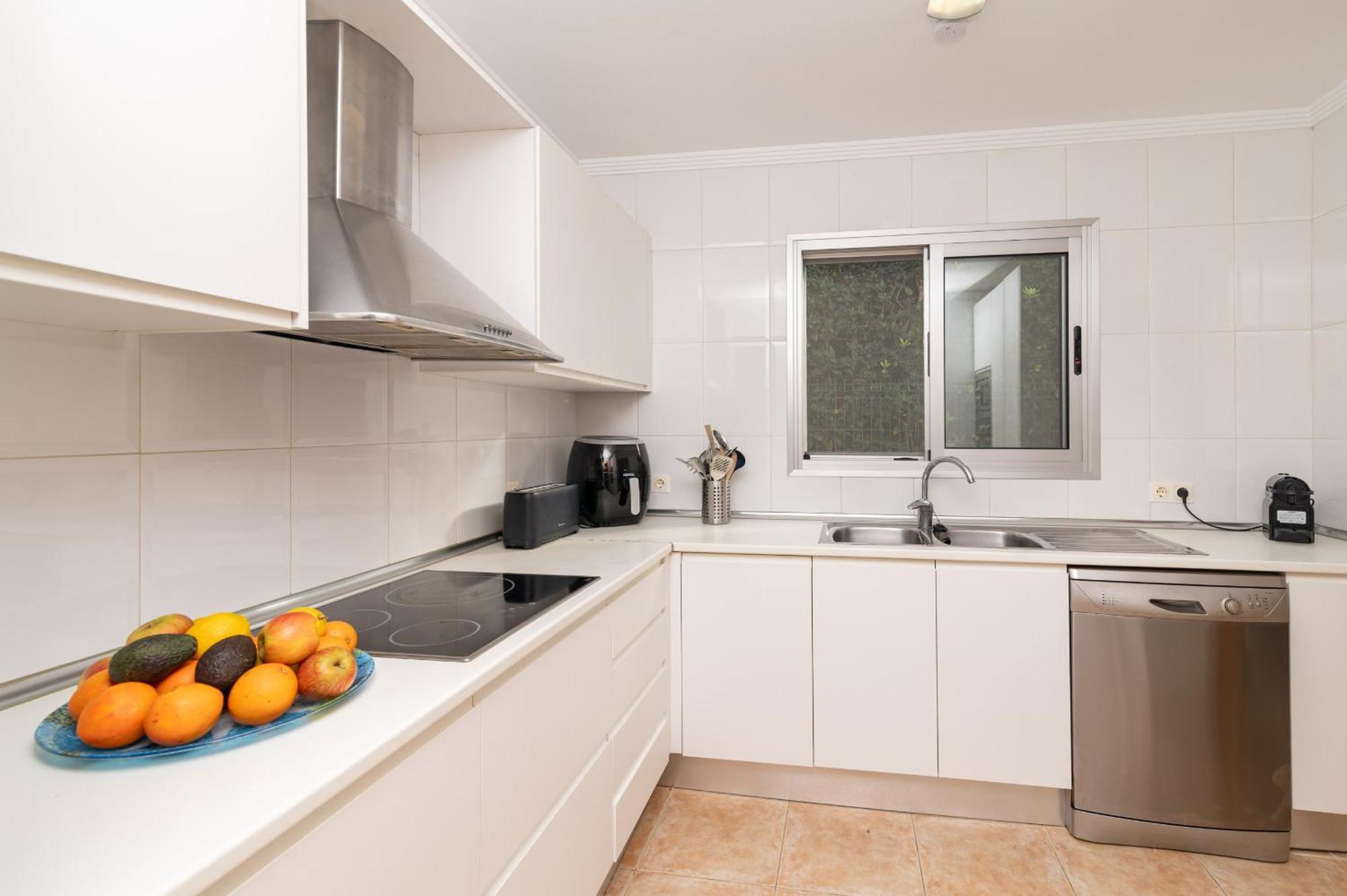 Solar 198 Bonaire By Sealand